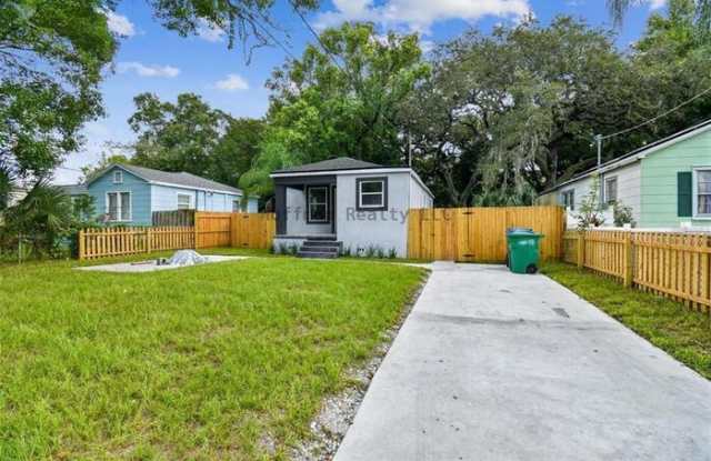 908 East Cayuga Street