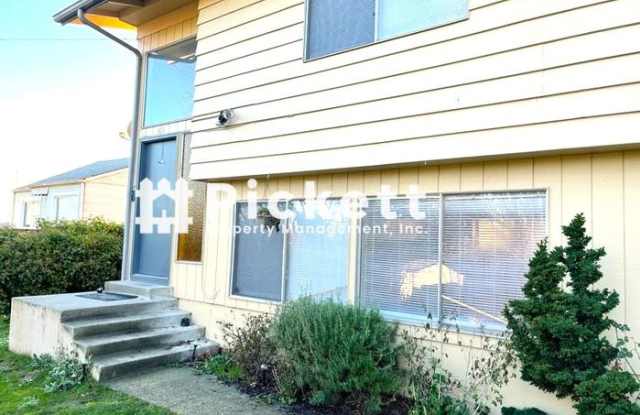 1615 Trenton Avenue - 1615 Trenton Avenue, Bremerton, WA 98310