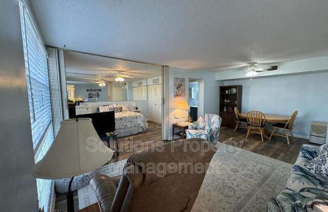 4700 Ocean Beach Blvd