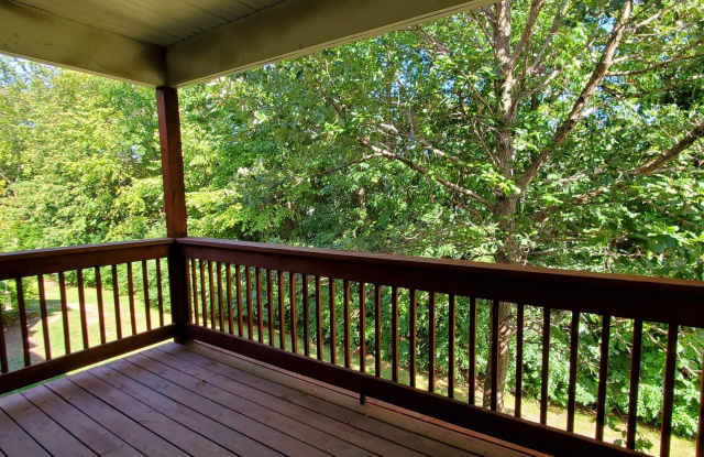 1354 Fox Pointe Circle