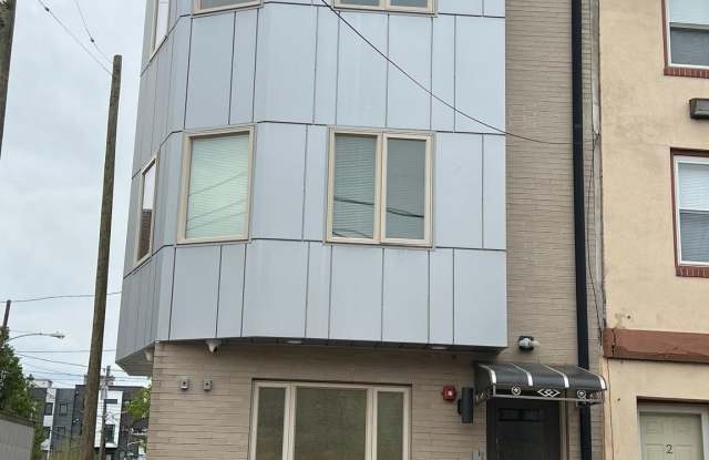 1441 BROWN Street
