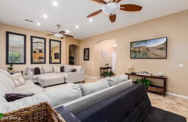 3103 West Sentinel Rock Road