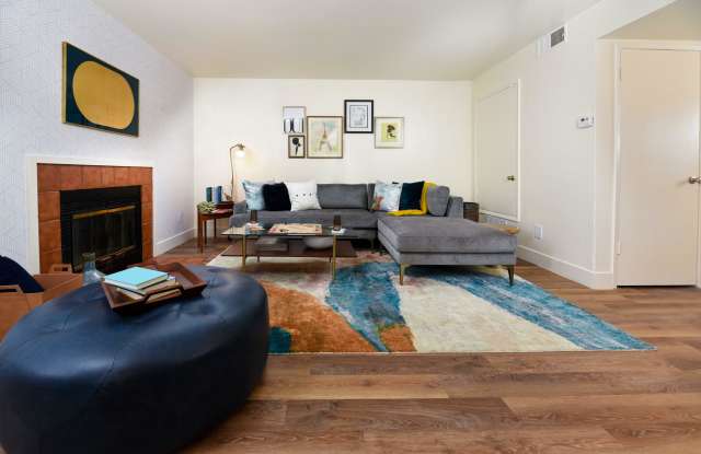 Photo of Diamond Hillside