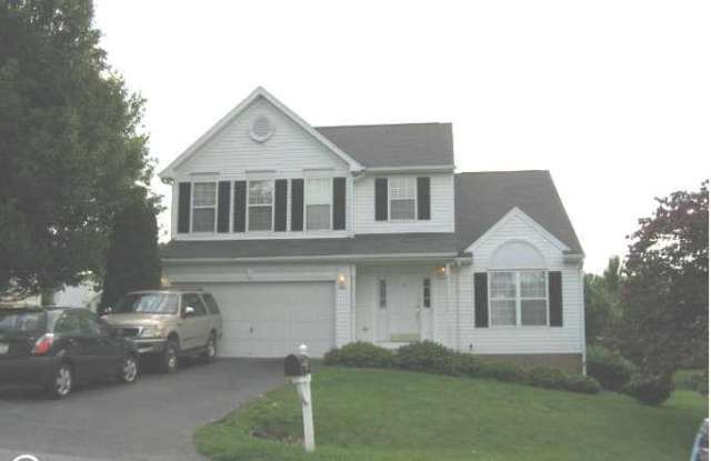 92 LARKSPUR LANE - 92 Larkspur Lane, Berkeley County, WV 25403