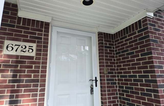 6725 Boulder Pointe Drive - 1