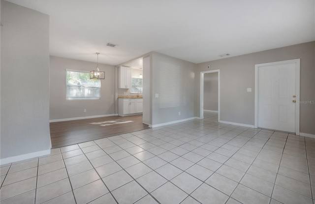 1411 PINEBROOK DRIVE