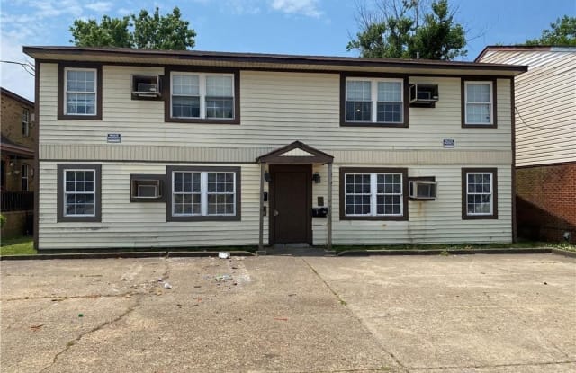 135 W Balview Avenue - 135 West Balview Avenue, Norfolk, VA 23503