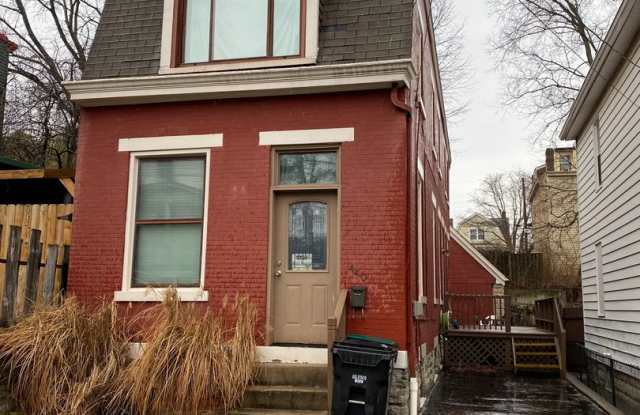 Photo of 3 Bedroom House in Clifton Located Near UC's Campus