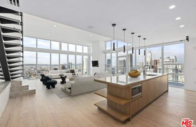 230 W Olympic Blvd unit: Ph 2