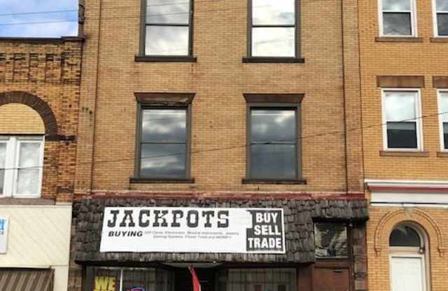 Photo of 303 Clay Ave