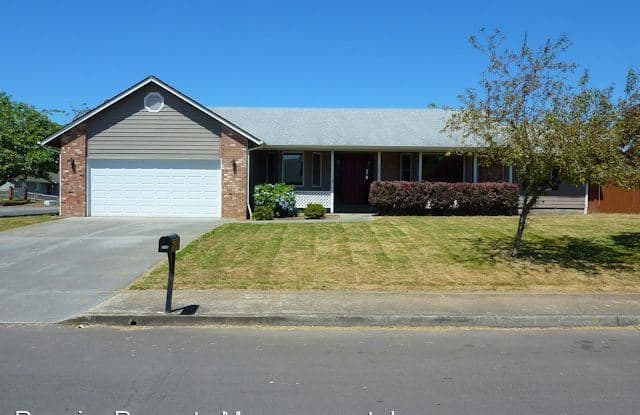 510 NW 11th St - 510 Northwest 11th Street, Battle Ground, WA 98604