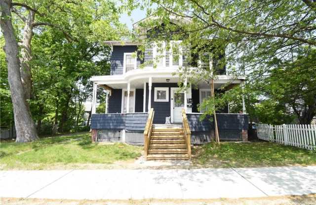 37 Grand Avenue