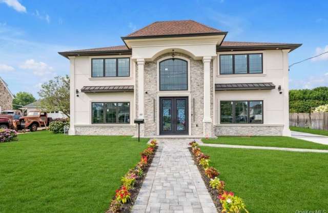 161 Division Avenue