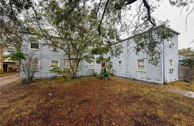 250 Rosebud Avenue unit: 4