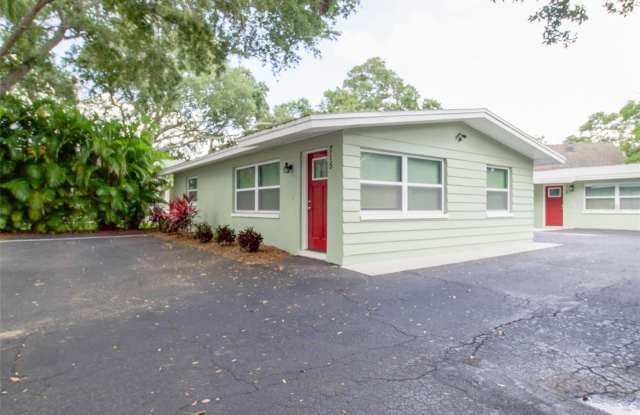 Photo of 715 BAY STREET