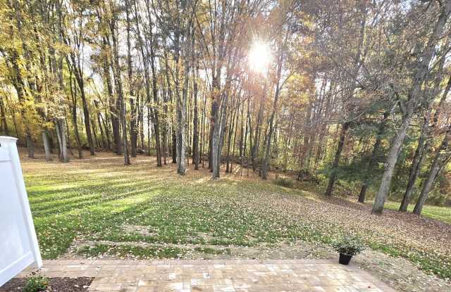 8 Red Maple Lane unit: B