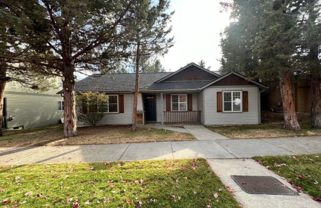 20625 Cherry Tree Ln - 20625 Southeast Cherry Tree Lane, Bend, OR 97702