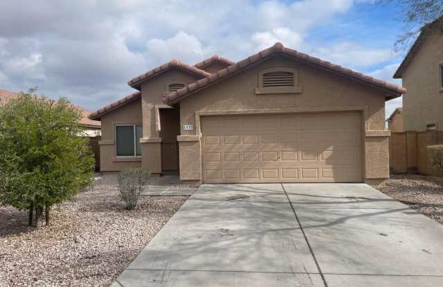 1333 S 220th Drive
