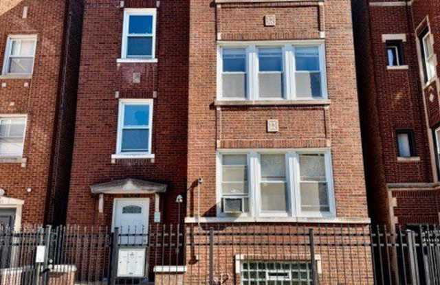 7917 S Maryland Avenue unit: 2