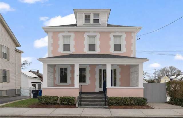 10 Braman Street unit: 2