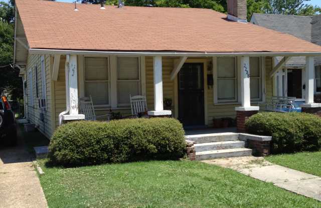 Photo of 2288 York Ave