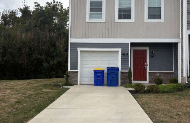 Photo of 3 Bedroom 2.5 Bath Townhouse Locust Run Northeastern SD
