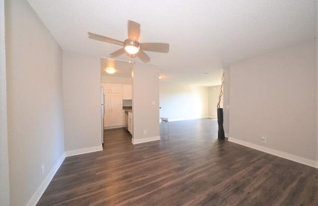 4250 Coldwater Canyon Apartments