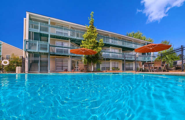 Grand Palms
