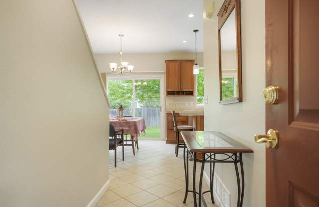 3314 South Newcombe Street