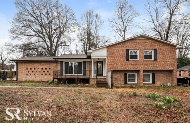 407 Aberdeen Road - 407 Aberdeen Road, High Point, NC 27265