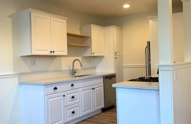 1 bed/1 bath - Downtown Santa Barbara