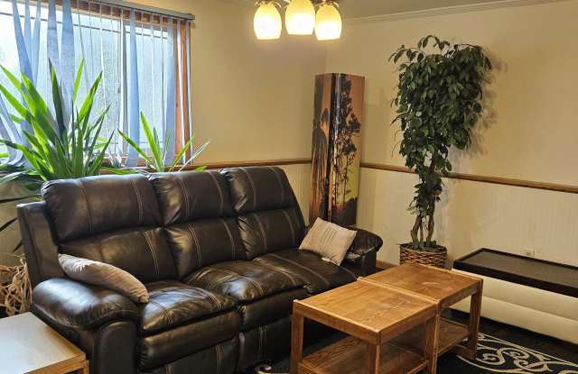 9312 Newton Avenue North