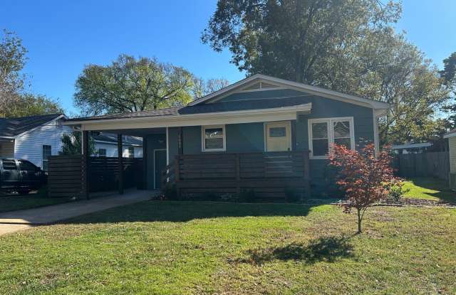 Photo of 1611 College Street SE