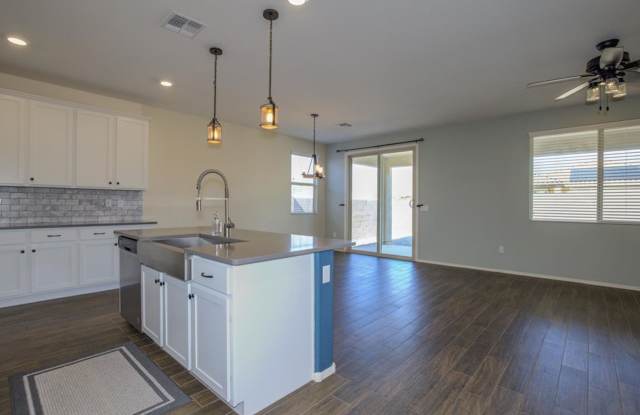 Photo of PROMO $400 OFF FIRST MONTH'S RENT!*