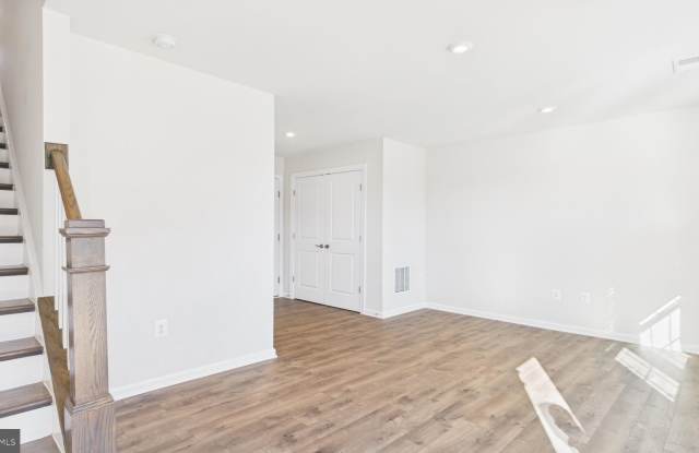 1805 SAG HARBOR Lane