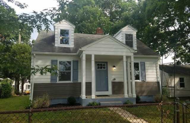 Photo of 1737 EASTERN Boulevard