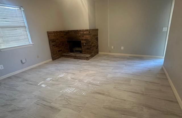 3602 Hawthorne Drive - 1