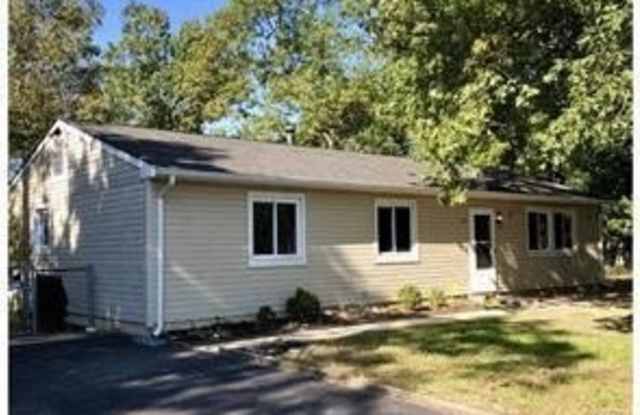 Photo of 130 CLUBHOUSE Road