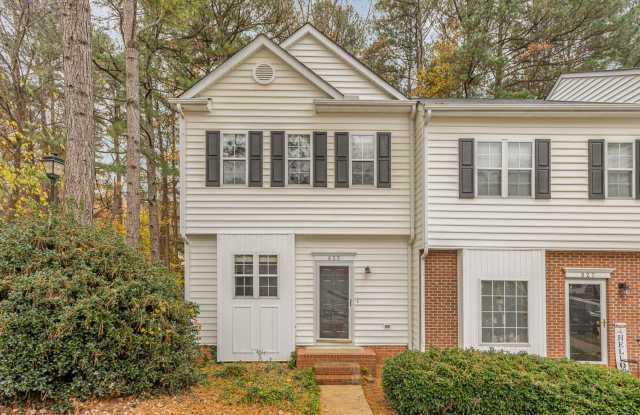 Spacious 3-Bedroom End Unit Townhome in Ideal North Raleigh Location!