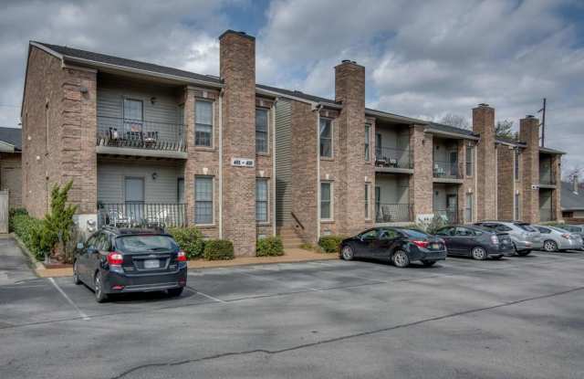Awesome 2BE/2BA condo located in the heart of Sylvan Park community!