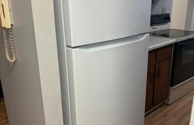 3050 Jacqueline Drive #8 - 8