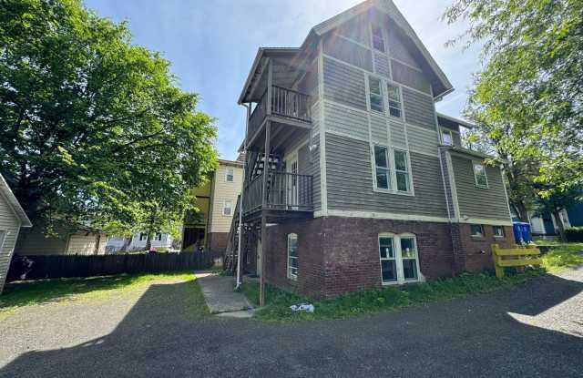 Cozy Studio Apartment