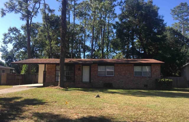 3801 WHISPERING PINES DR - 3801 Whispering Pines Drive, Pensacola, FL 32504