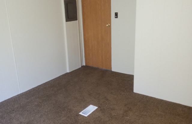 134 Grace ParkLot 18