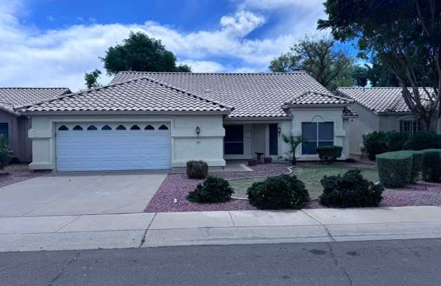 Location! Location! Location 4Bedroom / 2Bath Home! - 5291 West Shannon Court, Chandler, AZ 85226