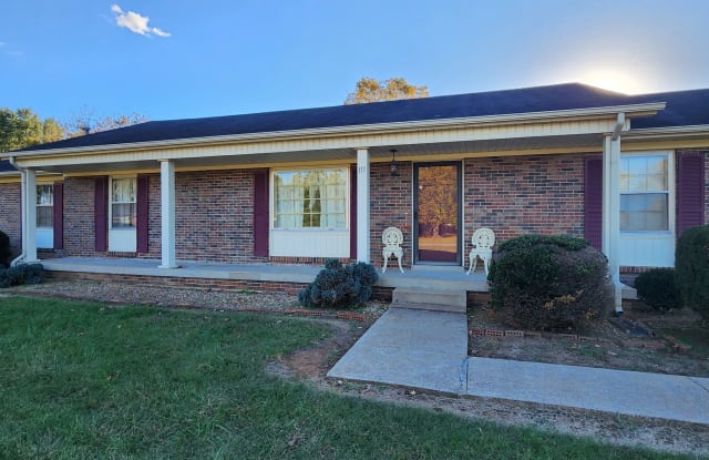 111 Walnut Lane - 111 Walnut Lane, Columbia, TN 38401