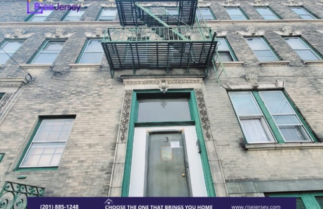 3 Warner Ave 5 - 3 Warner Avenue, Jersey City, NJ 07305