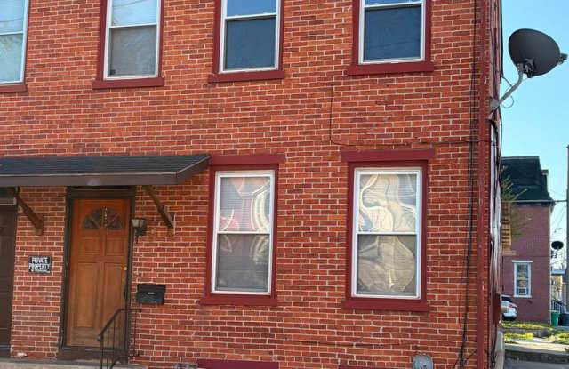 Three Bedroom House, Downtown Area