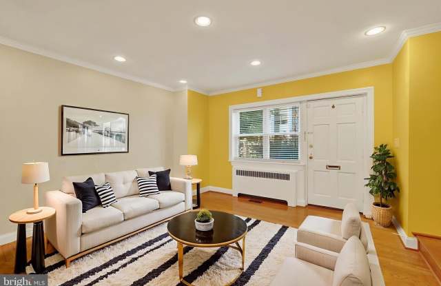 Photo of 5235 43RD Street NW