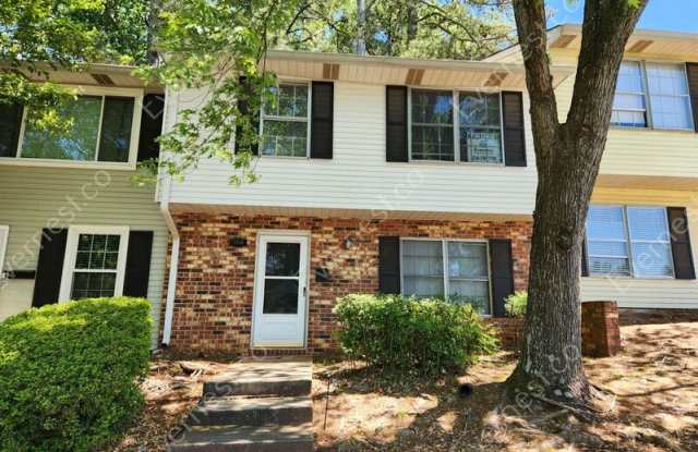396 Promenade Ct